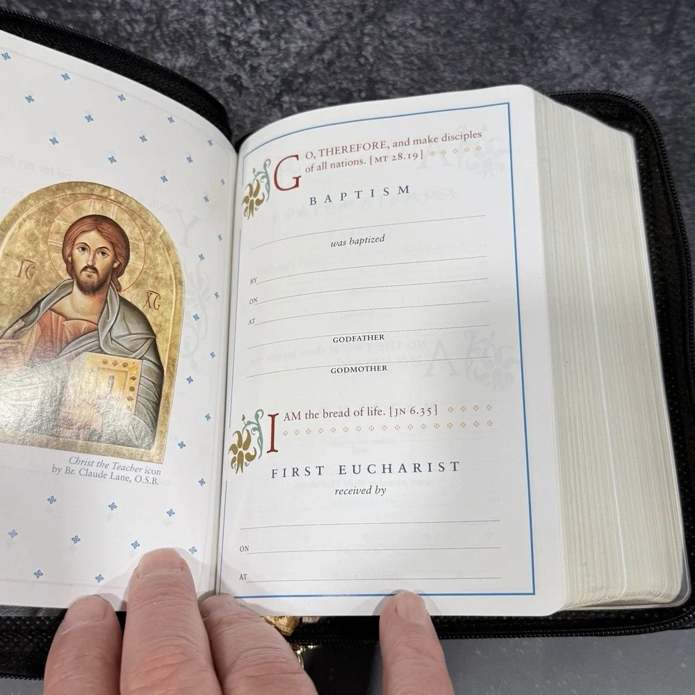 Oxford Holy Bible Revised NAB Leather Zipper‎ Gold Gilded Pages